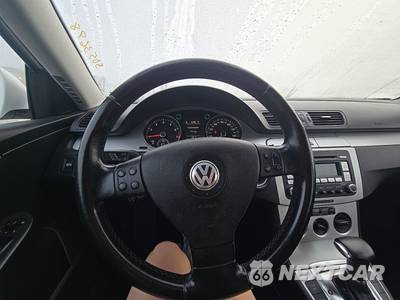2009 Volkswagen Passat Sedan Komfort - zdjęcie 10 z 38 - miniatura