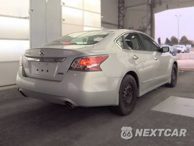 2014 Nissan Altima 2.5 S - zdjęcie 4 z 30 - miniatura
