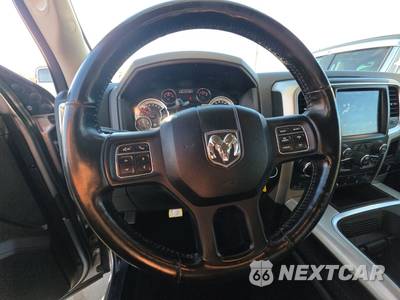 2019 Ram 1500 Classic Warlock Crew Cab Short Bed - zdjęcie 10 z 40 - miniatura