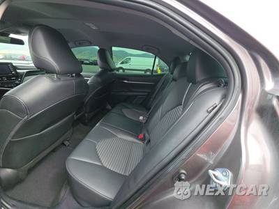 2022 Toyota Camry SE - zdjęcie 13 z 36 - miniatura