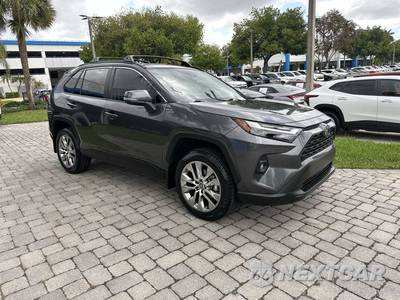 2024 Toyota RAV4 XLE Premium - zdjęcie 17 z 40 - miniatura