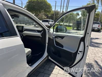 2021 Toyota RAV4 Limited - zdjęcie 24 z 41 - miniatura