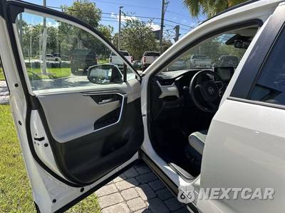 2021 Toyota RAV4 Limited - zdjęcie 23 z 41 - miniatura