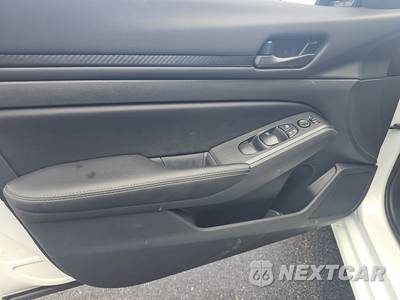 2026 Nissan Altima SV - zdjęcie 9 z 17 - miniatura