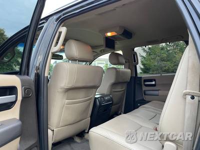 2011 Toyota Sequoia Limited - zdjęcie 18 z 31 - miniatura