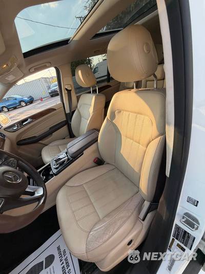 2017 Mercedes-Benz GLS 450 4MATIC - zdjęcie 31 z 55 - miniatura