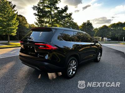 2024 Toyota Grand Highlander Limited - zdjęcie 11 z 66 - miniatura