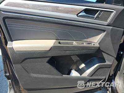 2022 Volkswagen Atlas Cross Sport V6 SE w/Technology - zdjęcie 9 z 18 - miniatura