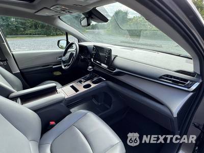 2021 Toyota Sienna XLE 7-Passenger 120.5" WB - zdjęcie 33 z 67 - miniatura