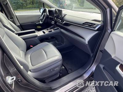 2021 Toyota Sienna XLE 7-Passenger 120.5" WB - zdjęcie 37 z 67 - miniatura