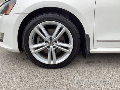 2015 Volkswagen Passat TDI SEL Premium - zdjęcie 4 z 30 - miniatura