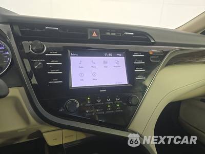 2020 Toyota Camry LE - zdjęcie 11 z 17 - miniatura