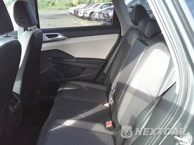 2025 Volkswagen Taos SE - zdjęcie 10 z 27 - miniatura