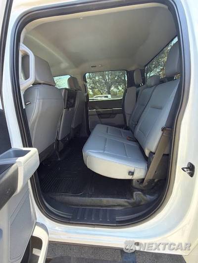 2024 Ford Super Duty F-250 XL Crew Cab Medium Bed - zdjęcie 19 z 20 - miniatura