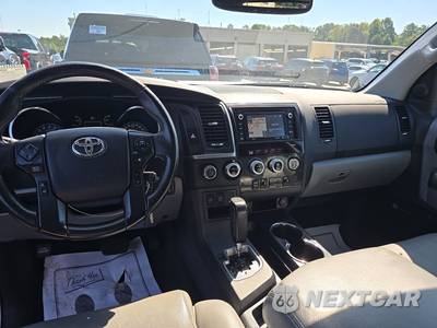 2018 Toyota Sequoia Limited - zdjęcie 11 z 42 - miniatura