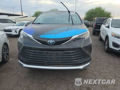 2022 Toyota Sienna LE 8-Passenger 120.5" WB - zdjęcie 2 z 35 - miniatura