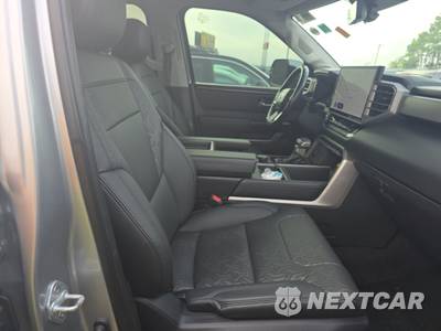 2022 Toyota Tundra Limited Crew Cab Short Bed - zdjęcie 8 z 24 - miniatura