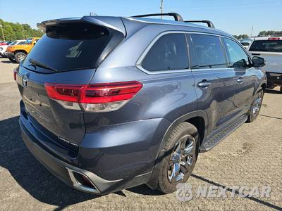 2017 Toyota Highlander Limited Platinum - zdjęcie 4 z 21 - miniatura