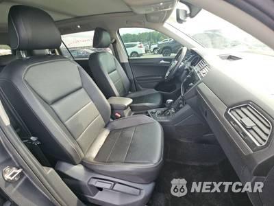 2021 Volkswagen Tiguan SE - zdjęcie 8 z 24 - miniatura
