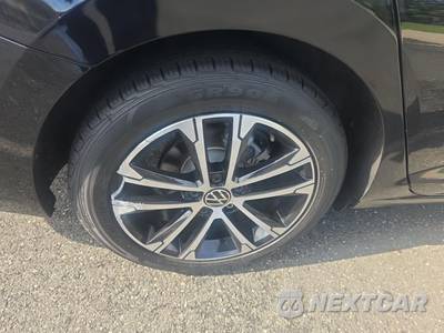 2025 Volkswagen Jetta Sport - zdjęcie 10 z 21 - miniatura
