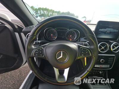 2019 Mercedes-Benz CLA 250 4MATIC - zdjęcie 10 z 29 - miniatura