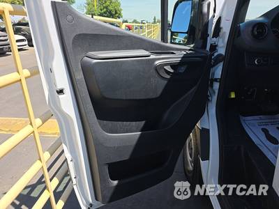 2023 Mercedes-Benz Sprinter 2500 Cargo Van High Roof 170.0" WB - zdjęcie 9 z 41 - miniatura