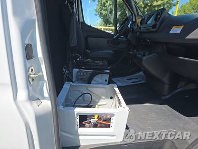 2023 Mercedes-Benz Sprinter 2500 Cargo Van High Roof 170.0" WB - zdjęcie 8 z 41 - miniatura