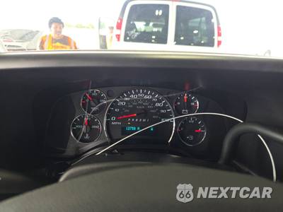 2025 Chevrolet Express 3500 Passenger Van LT 1LT 155.1" WB - zdjęcie 12 z 33 - miniatura