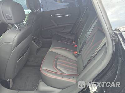 2020 Maserati Quattroporte S - zdjęcie 13 z 31 - miniatura