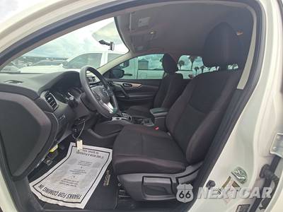 2019 Nissan Rogue Sport S - zdjęcie 7 z 25 - miniatura
