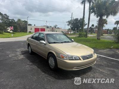 2000 Toyota Camry LE - zdjęcie 2 z 13 - miniatura