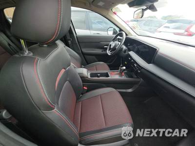 2026 Nissan Kicks SR - zdjęcie 8 z 21 - miniatura
