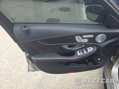 2020 Mercedes-Benz AMG C 43 4MATIC Sedan - zdjęcie 9 z 31 - miniatura