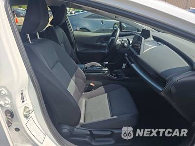 2025 Toyota Prius LE - zdjęcie 8 z 31 - miniatura