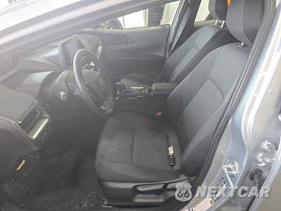 2025 Toyota Prius LE - zdjęcie 7 z 46 - miniatura