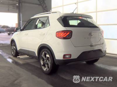 2025 Hyundai Venue SEL - zdjęcie 6 z 25 - miniatura