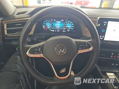 2025 Volkswagen Atlas 2.0T SE w/Technology - zdjęcie 10 z 32 - miniatura
