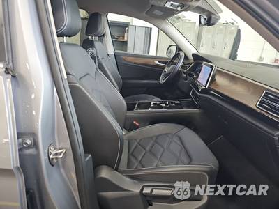 2025 Volkswagen Atlas 2.0T SE w/Technology - zdjęcie 8 z 32 - miniatura