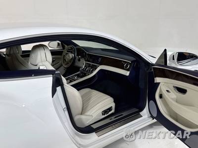 2022 Bentley Continental GT V8 - zdjęcie 27 z 40 - miniatura