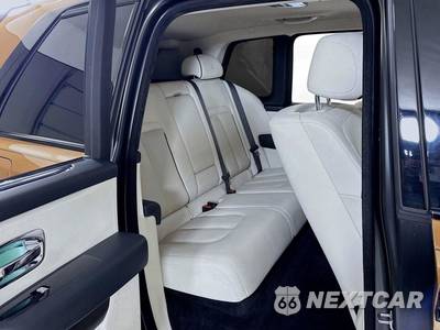 2021 Rolls-Royce Cullinan - zdjęcie 28 z 40 - miniatura