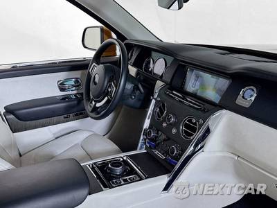 2021 Rolls-Royce Cullinan - zdjęcie 32 z 40 - miniatura