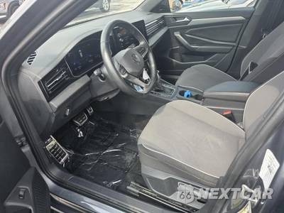 2025 Volkswagen Jetta Sport - zdjęcie 13 z 26 - miniatura
