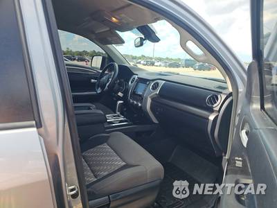 2018 Toyota Tundra SR5 Crew Cab Short Bed - zdjęcie 8 z 19 - miniatura