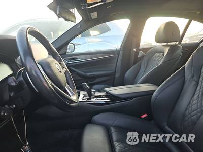 2021 BMW 5 Series Sedan 530e - zdjęcie 7 z 18 - miniatura