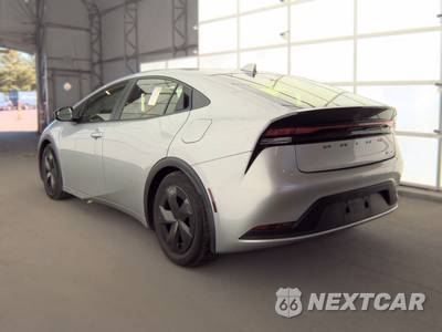 2024 Toyota Prius LE - zdjęcie 6 z 30 - miniatura