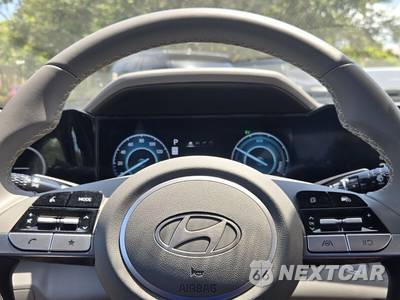 2025 Hyundai Elantra Hybrid SEL Sport - zdjęcie 22 z 27 - miniatura