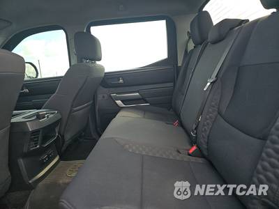 2022 Toyota Tundra SR5 Crew Cab Short Bed - zdjęcie 13 z 21 - miniatura