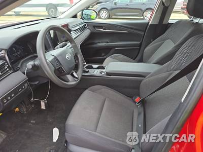 2025 Toyota Camry LE - zdjęcie 7 z 22 - miniatura