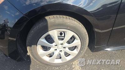 2025 Toyota Corolla LE Sedan - zdjęcie 24 z 26 - miniatura