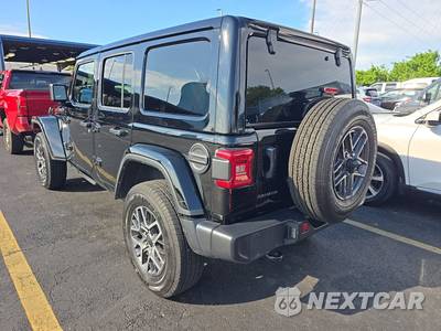 2026 Jeep Wrangler 4 Door Sahara - zdjęcie 6 z 21 - miniatura